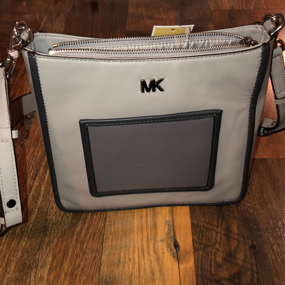Michael Kors Gloria Leather purse